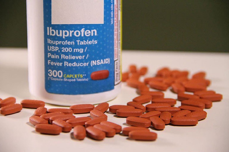 doctors-warning-people-to-stop-taking-ibuprofen-due-to-dangerous-side