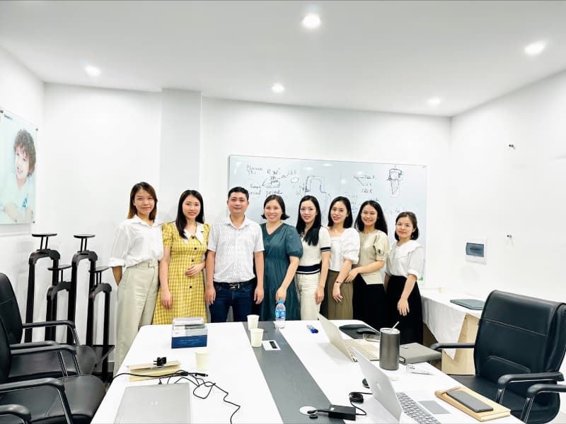 Buổi đào tạo chuyên môn diễn ra thành công cùng với những chia sẻ hữu ích của Bác sĩ Quang Anh