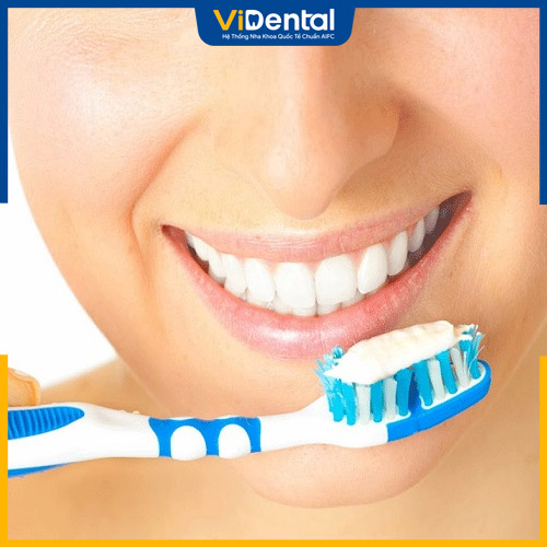 Chú ý chăm sóc răng miệng để tăng tuổi thọ miếng dán Veneer