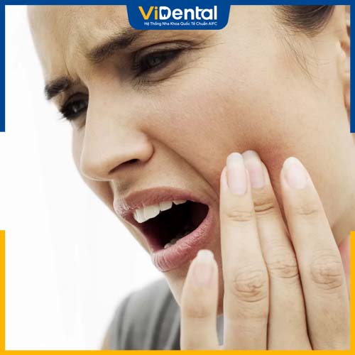 Bạn có thể gặp cảm giác lạ sau khi bọc răng