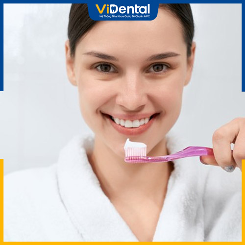 Cần có cách vệ sinh, chăm sóc răng miệng cẩn thận
